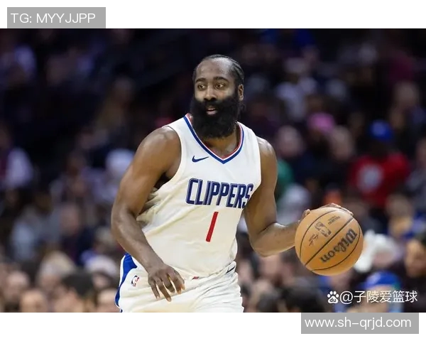 快船攻防崩盘！哈登消极举动引深思，球队战术调整迫在眉睫，伦纳德健康状况成关键，季后赛前景分析